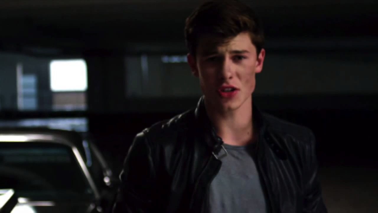 Shawn Mendes: Stitches (Piano Instrumental/Karaoke Version) + Sheets