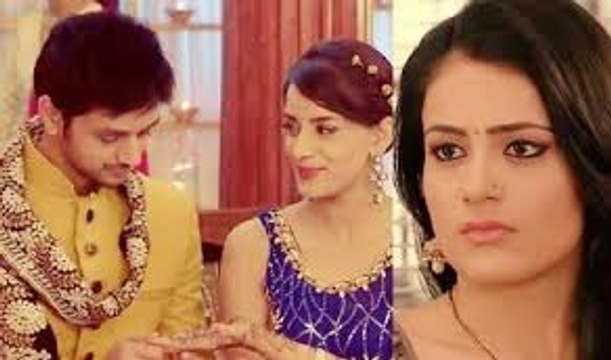 Ranveer ne karli Ritika se Sagai Dekhati reh gayi Ishani - 30 august 2015 - Meri Aashiqui Tum Se Hi