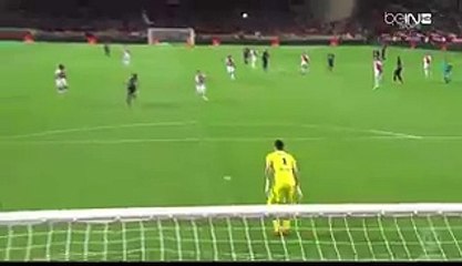 Lucas Moura Incredible Missed Chance - AS Monaco v. Paris SG - 30.08.2015 HD