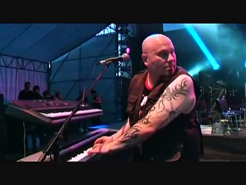 axel rudi pell - Temple of the king Masters of rock 2010