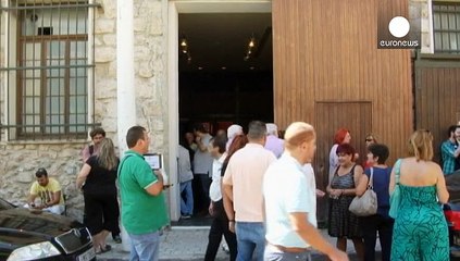 Appello di Tsipras a Syriza: "Sostenetemi contro il vecchio regime"