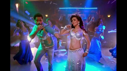 First Pakistani Actress To Kiss Emraan Hashmi "Raja natwarlal".