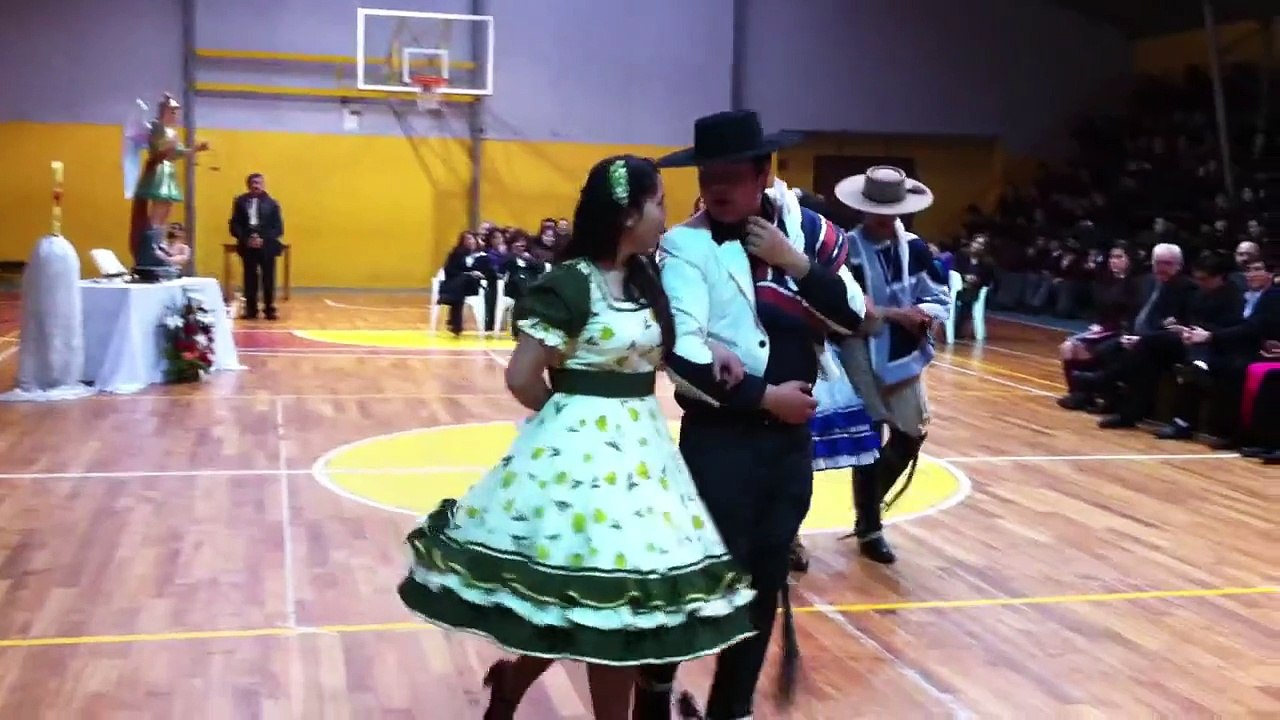Baile de Cueca en el Colegio San Miguel.