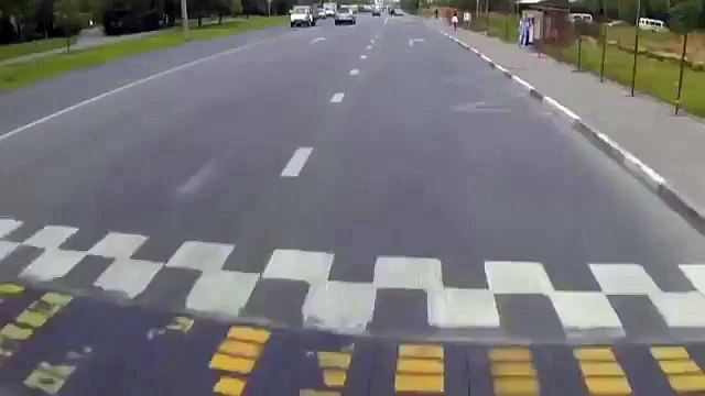 Hot Girl Loses Her Skirt While Riding a Bicycle