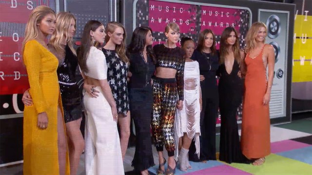 Taylor Swift, Selena Gomez, Gigi Hadid MTV Music Awards 2015 - VMA's