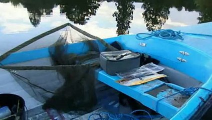 Lake Escapes - S01E11 - Castle Leslie - Pike