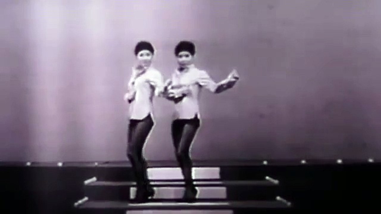 シャボン玉ホリディー　ザ・ピーナッツ