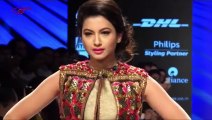 Showstopper Gauhar Khan to walk the ramp for Rinku Sobti at LFW 2015.