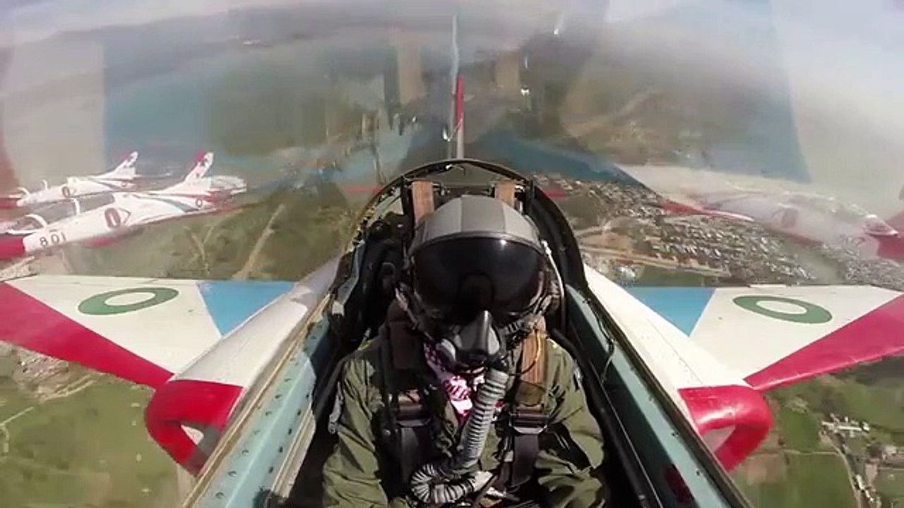 PAF-Pakistan-Air-Force-Aerobatics-team-SHERDILS