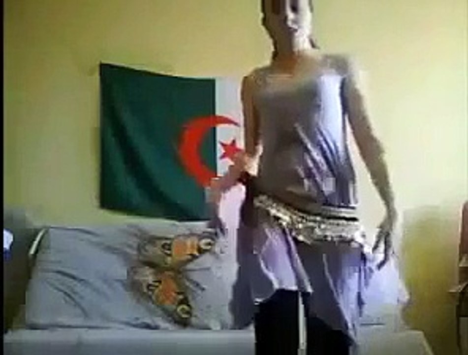 Indian College Girl Hot Belly Dancing in Home On Arabic Music Private