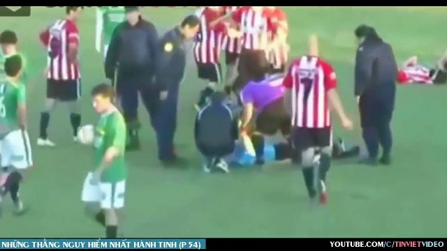 Big tits | Hot Girl | funny fails - funny pranks - funny vines video -best prank