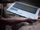Ce face un tzaran cu un laptop