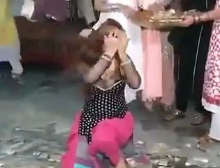 HOt Pakistani Mujra without Clothes By Call Girl Nida Chudhry 2015