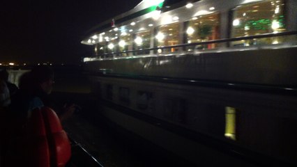 La Nao Victoria arrive au port