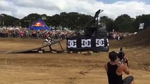 Tom Pagès se paie un front flip au Finist'air show 2015