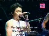 Peterpan feat Eno Netral - Topeng (Live).wmv