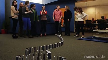 10,000 iPhone 5 Domino 2013