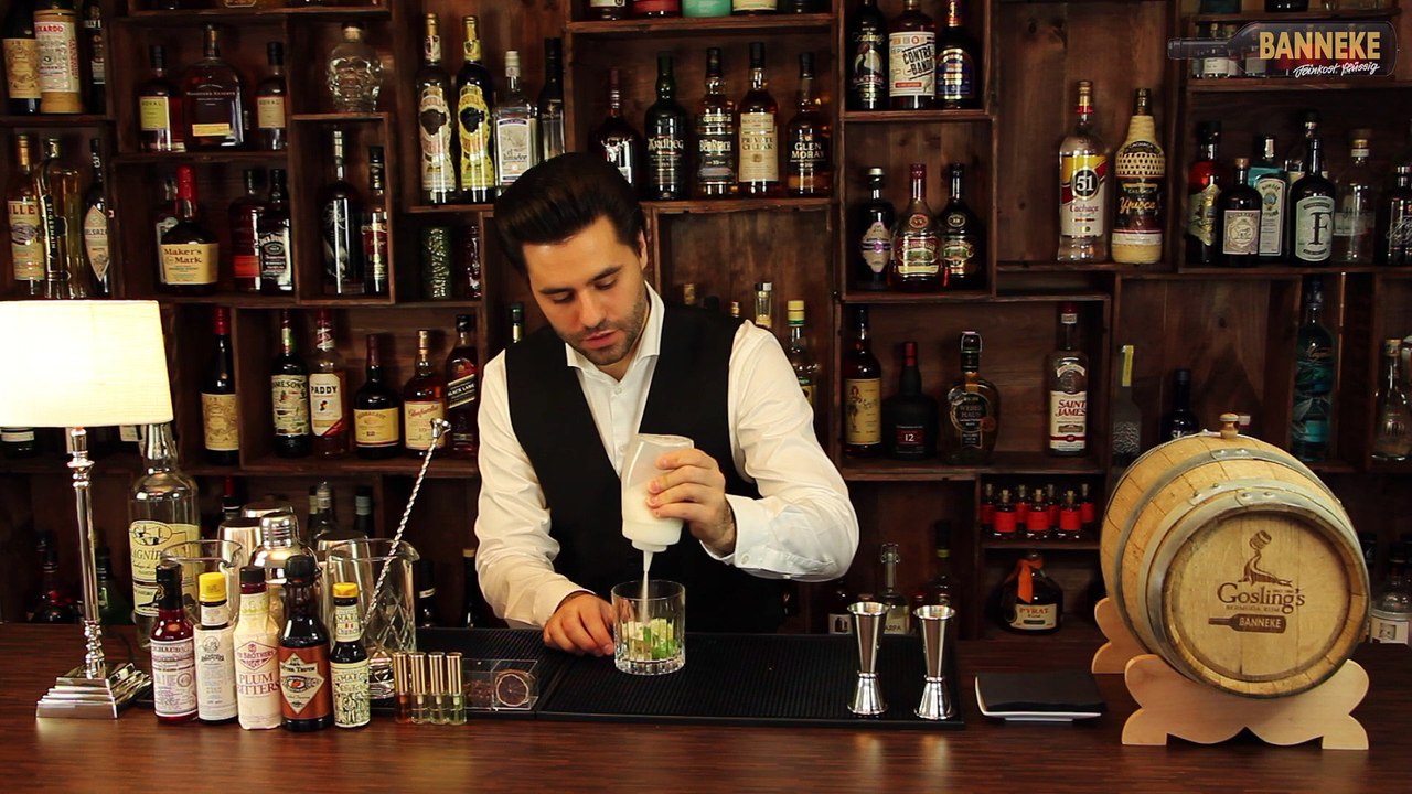Caipirinha - Cachaca Cocktail selber mixen - Schüttelschule by Banneke