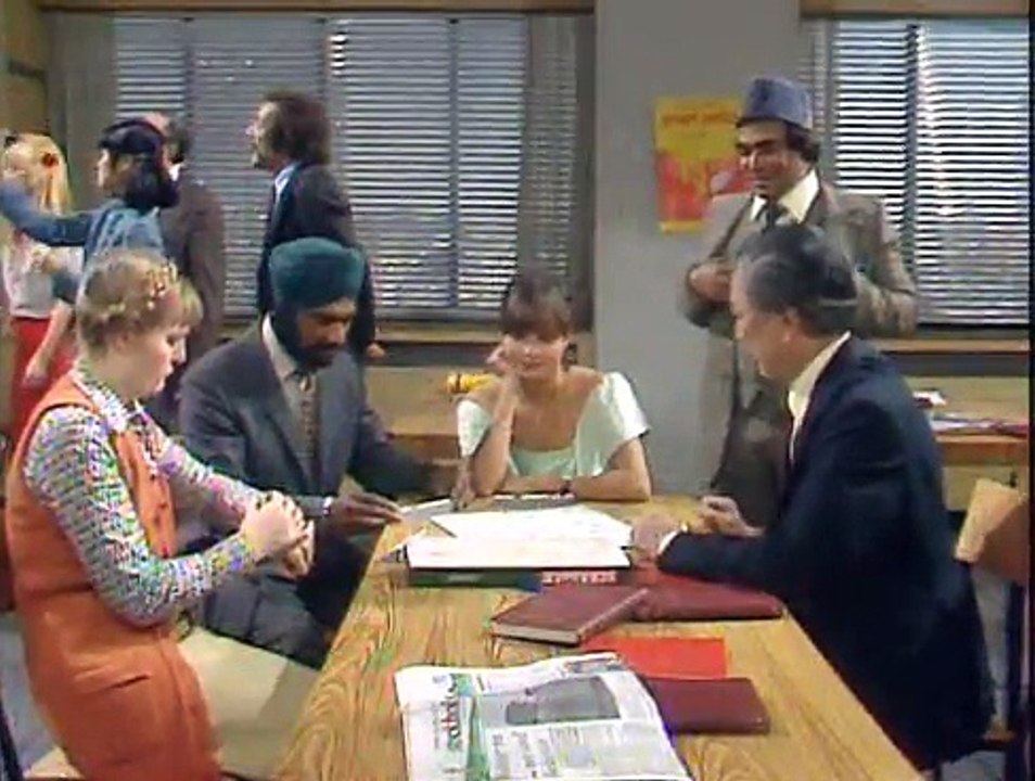 Mind Your Language - Episode 06 - A Hard Days Night