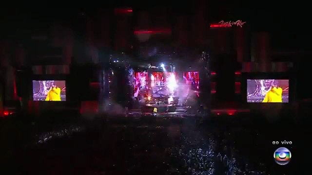 Guns N' Roses Chinese Democracy (Live In Rock In Rio 2011)[1]