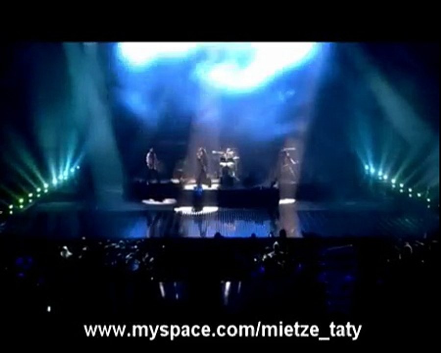 Bill Kaulitz singing Monsoon - Tokio Hotel [voice at age 14]