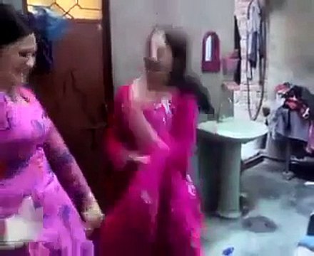 aima girls dancing at home mms new saraiki punjabi pakistani indian dubai arab dance