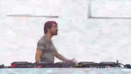 Oliver Heldens Live at Creamfields 2015