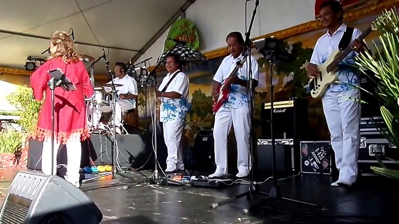 Nusantara - Hot News Band