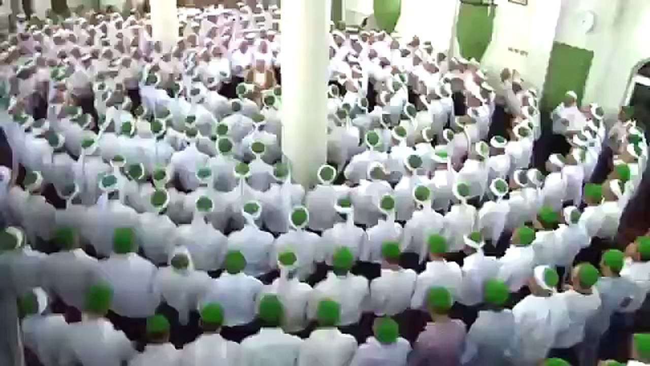 İslam Zikir Sufi Çember Hayır Allah Allah zil Nakşibendi Türkiye dedi hiçbir ilah Allah