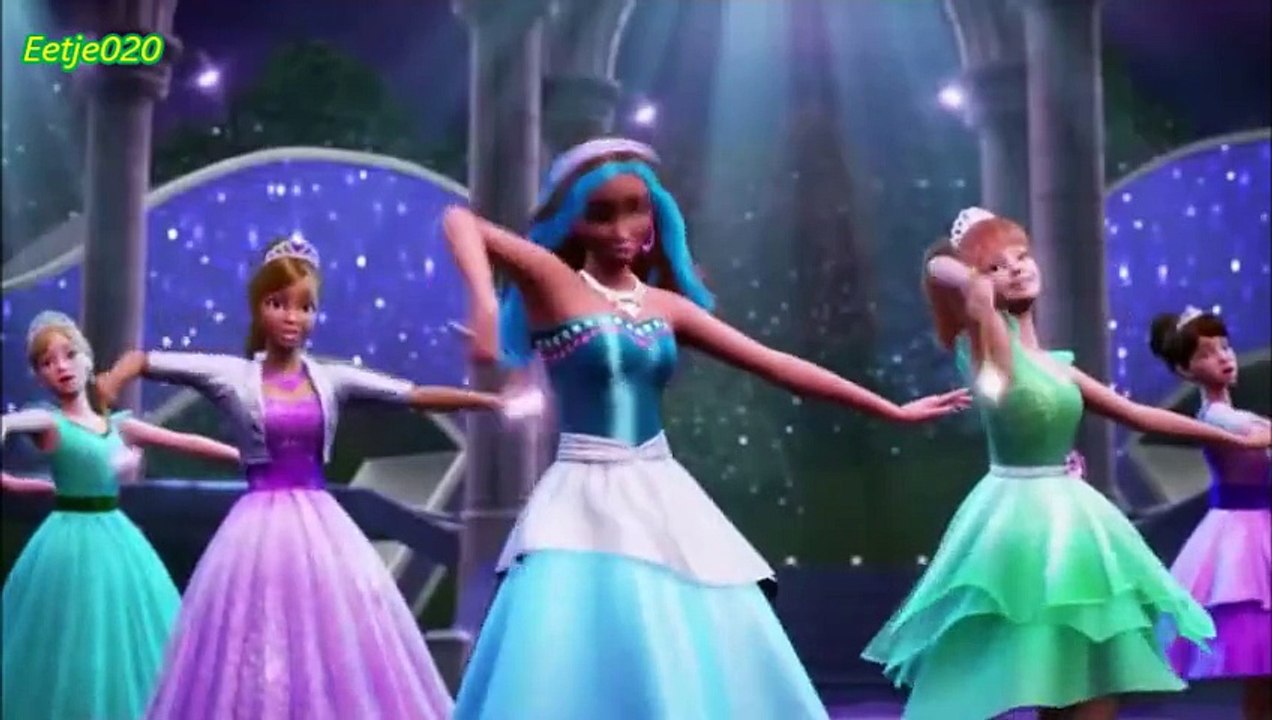 Barbie in Rock'n Royals - Finale Mash Up - On stagee