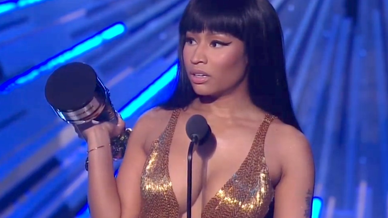 Nicki Minaj and Miley Cyrus' TENSE Moment at the VMAs | What's Trending Now