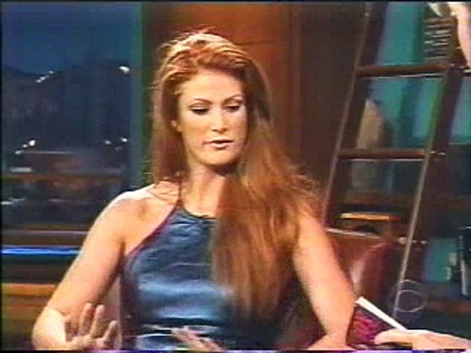 Angie Everhart - [Jul-2000] - interview (part 2)