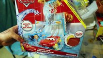 Cars Hydro Wheels Piston Cup Splash Off Playset Race Track Disney Pixar Cars2 Stunts Crashes ToysRUs
