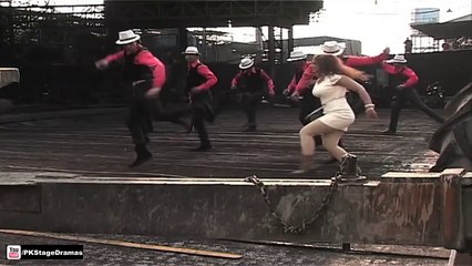 MAHNOOR BOLLYWOOD DANCE - PAKISTANI MUJRA DANCE 2014