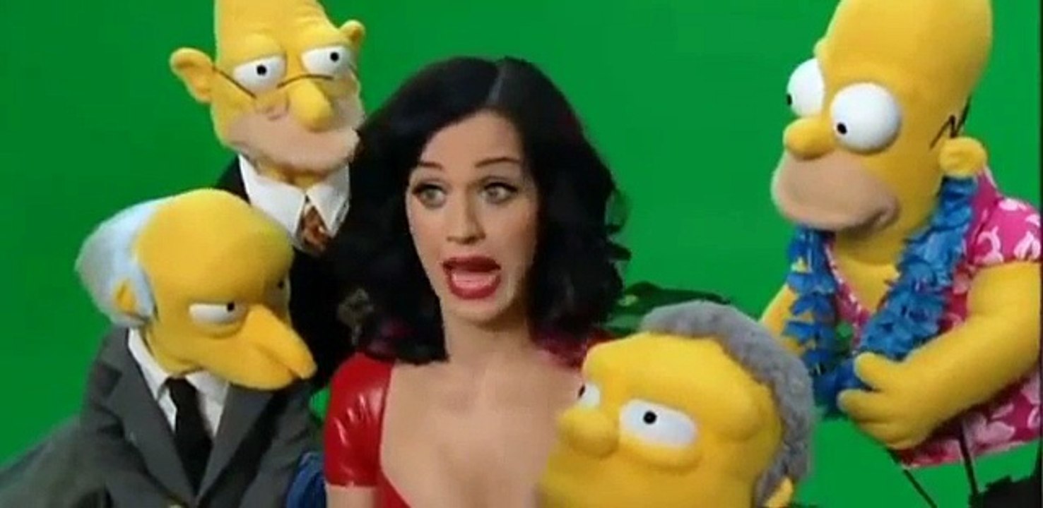 Interview with Katy Perry on "The Fight Before Christmas" the Episode of The Simpsons
