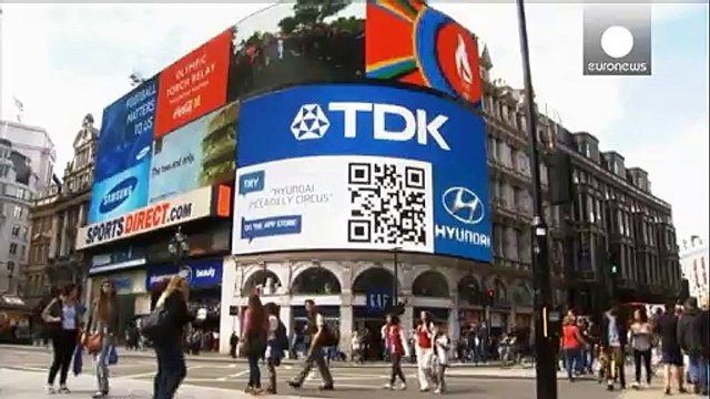 Britain to investigate alleged tipping abuse in restaurants