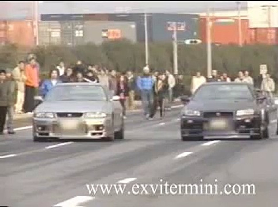 R33 vs R34