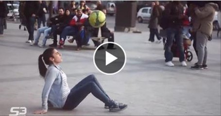 15 year old Lisa shows her astonishing football ability!