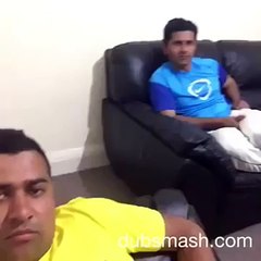 下载视频: Cricketer Abdul Razzaq Dubsmash Video - YTPakcom