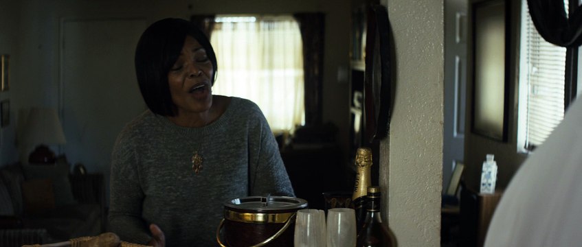 N. W. A. - Straight Outta Compton / Extrait Discussion entre Dr. Dre et sa mère VF [Au cinéma le 16 septembre]