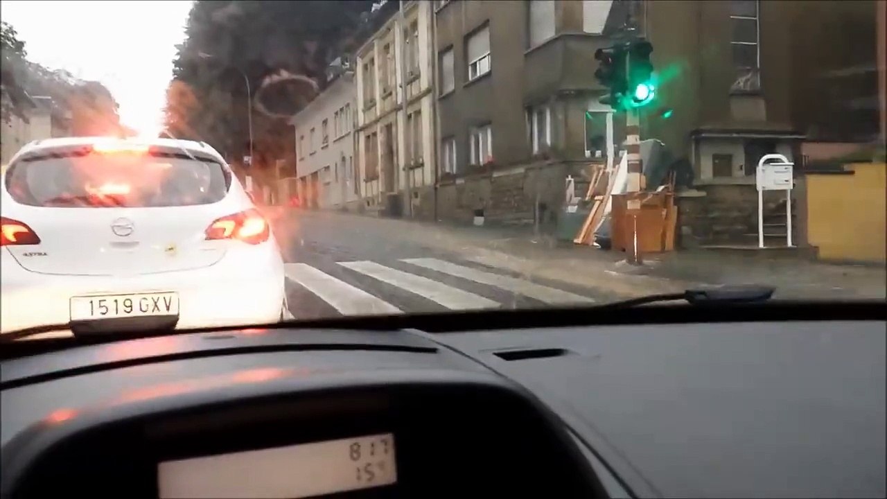 Grosses averses sur la Côte d'Eich à Luxembourg [HD]