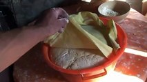 faire son pain dans un four au feu de bois