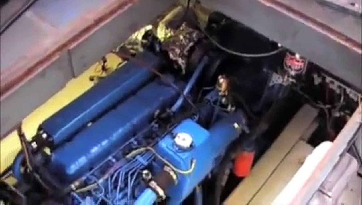 Perkins Marine Diesels Running in Boat
