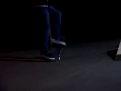 'The Back Pocket Beginners Bible: Extended' - Street video tutorial 1: Frontside pop shove it