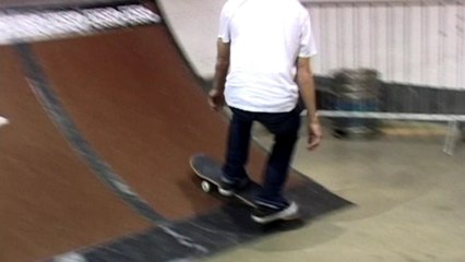 'The Back Pocket Beginners Bible: Extended' - Transition video tutorial 6: Frontside ollie