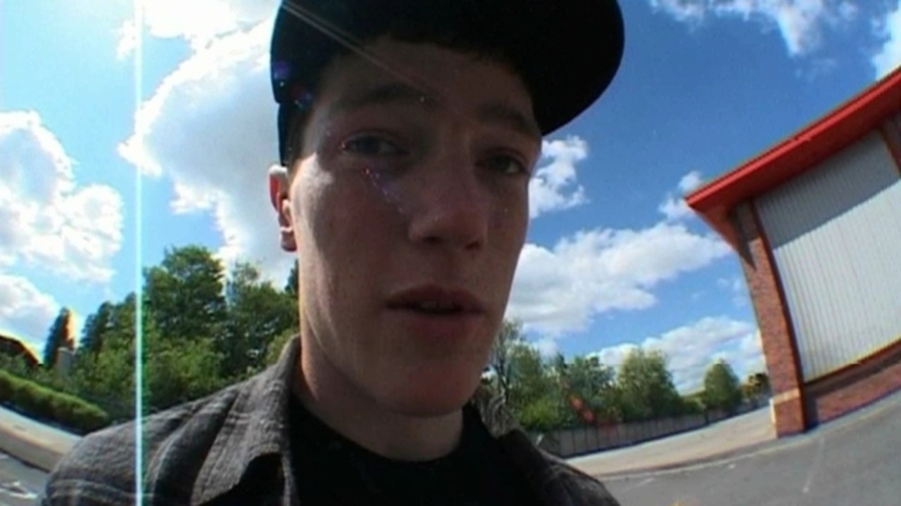 'The Back Pocket Beginners Bible' - Street video tutorial 3: Backside 180 Ollie