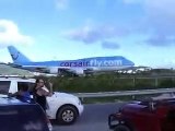 BOEING KLM ABORTED LANDING AS BOEING CORSAIR ON THE RUNWAY