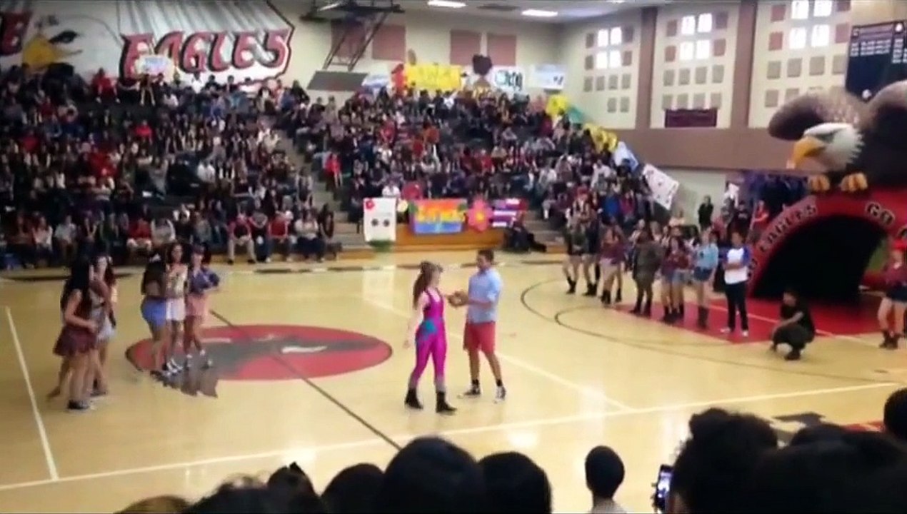 Valley View High School Dance Team "Toy story" 2013-2014