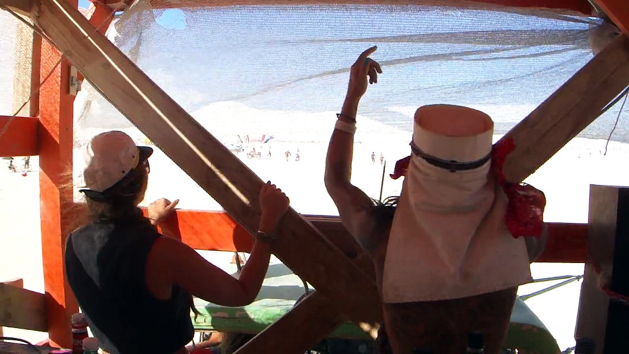 minitropolis art car / critical tits