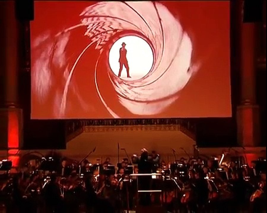 James Bond Theme at "Hollywood in Vienna" - Bond Suite Part1